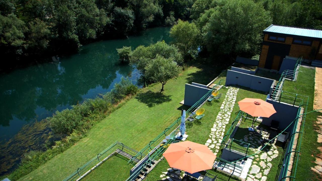 Hotel Rio Verde Pricelje Экстерьер фото