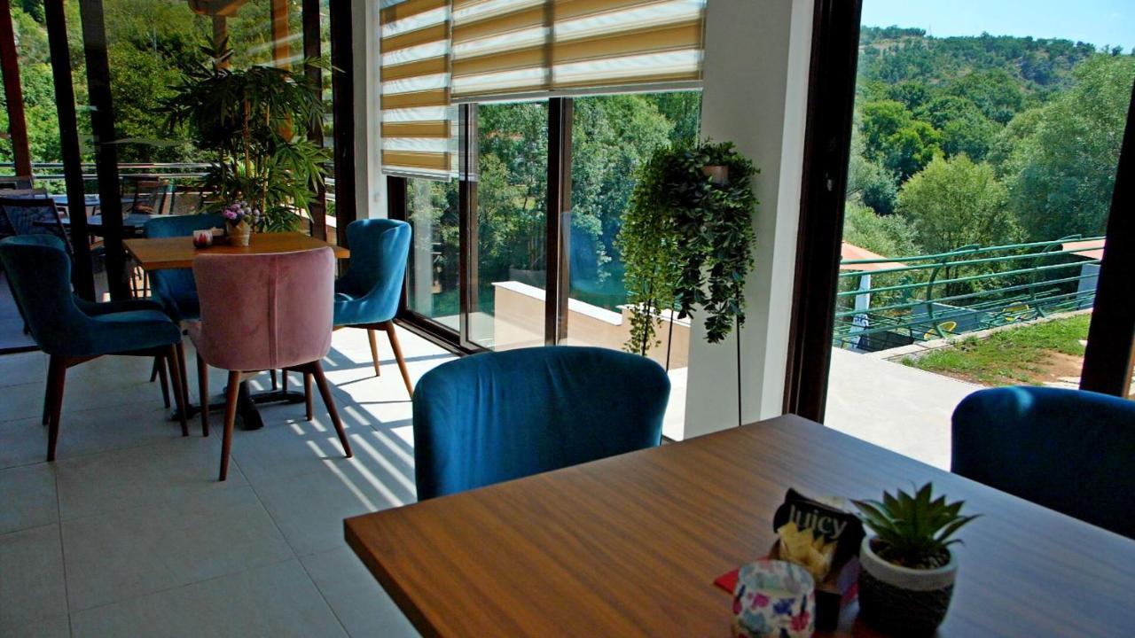 Hotel Rio Verde Pricelje Экстерьер фото