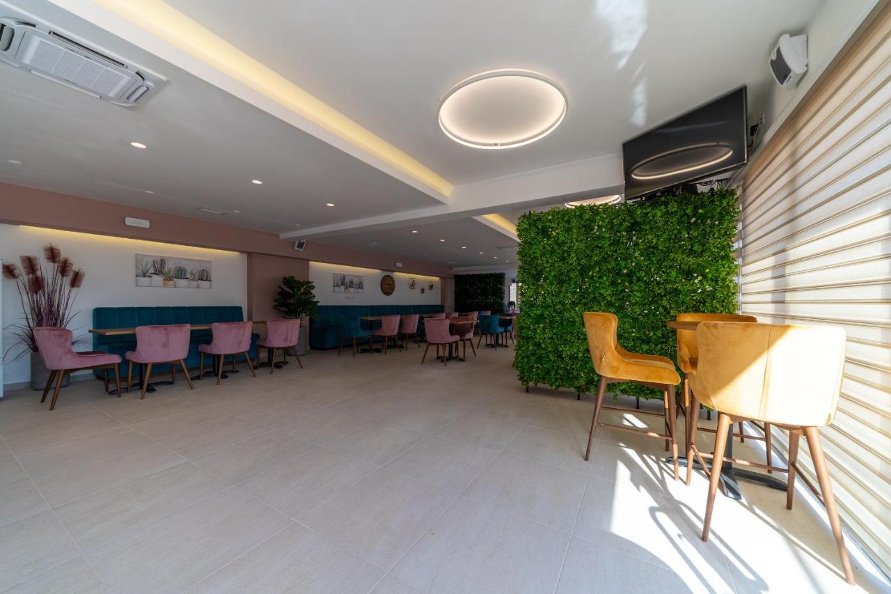Hotel Rio Verde Pricelje Экстерьер фото
