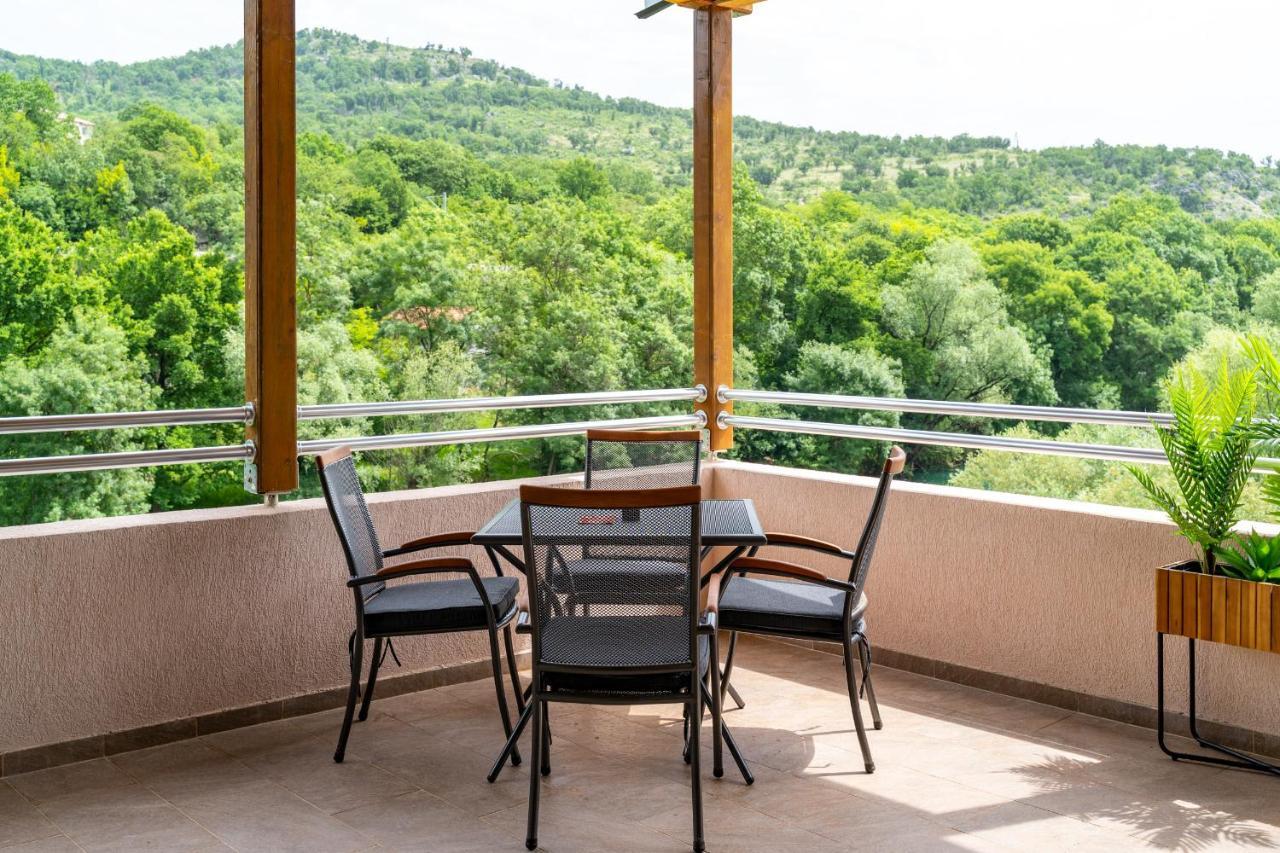 Hotel Rio Verde Pricelje Экстерьер фото
