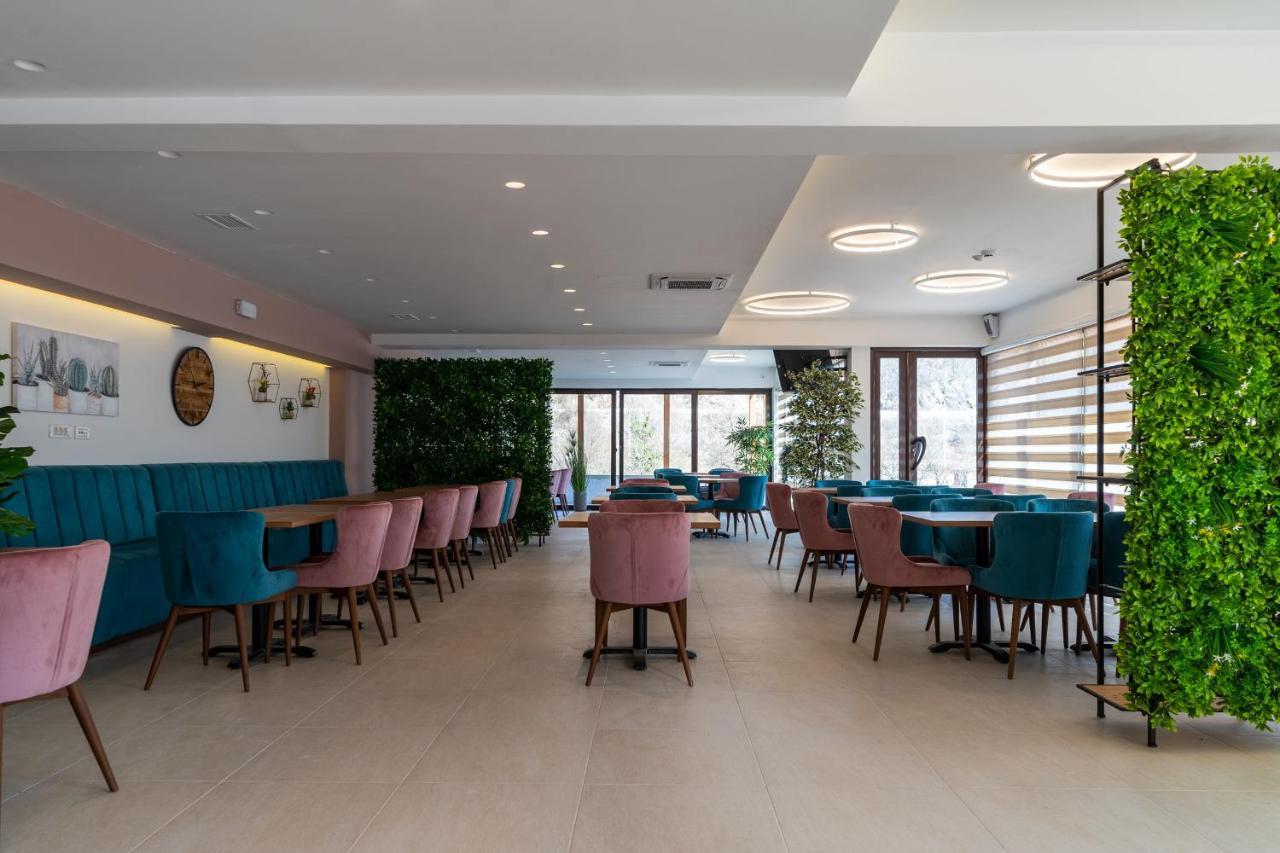 Hotel Rio Verde Pricelje Экстерьер фото